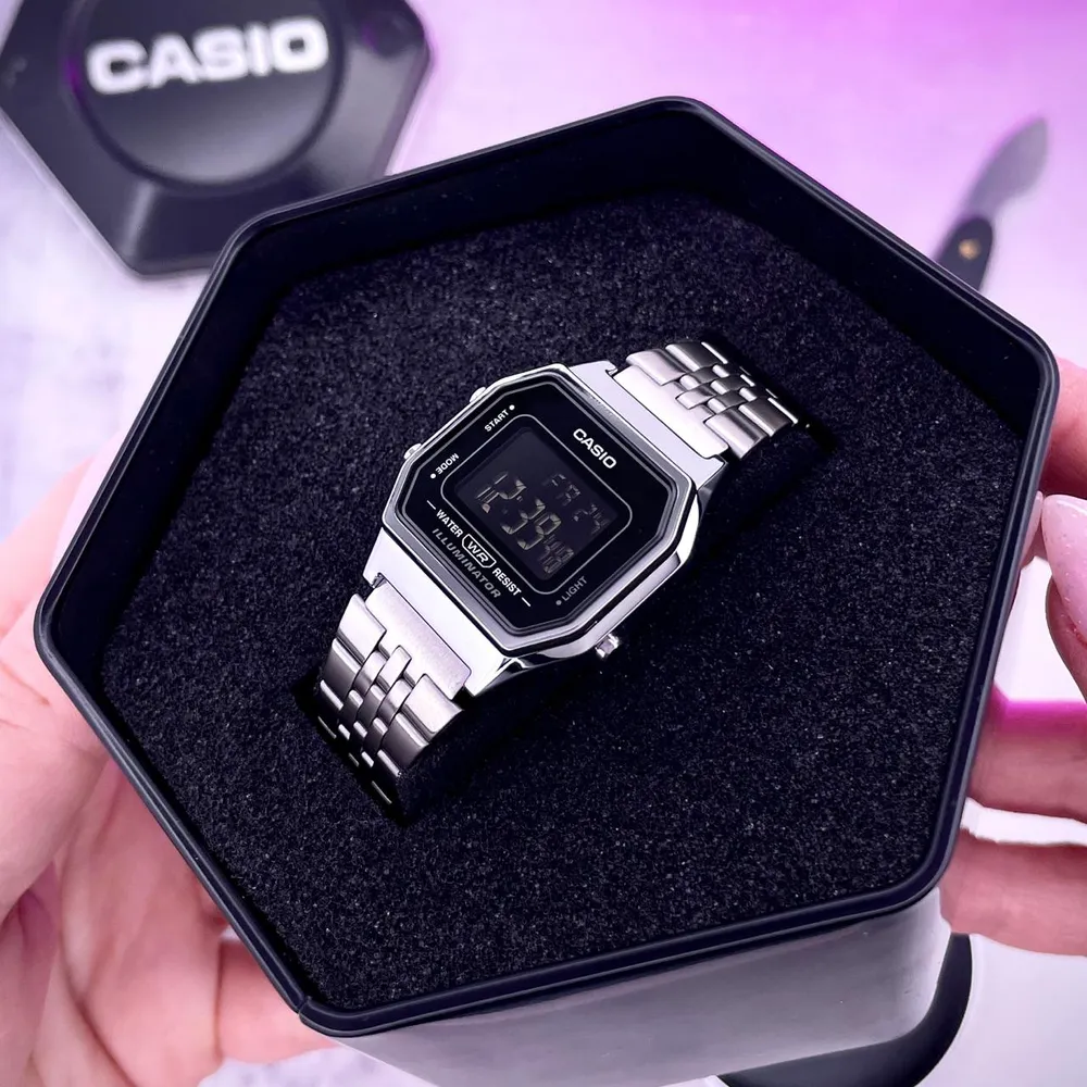 Casio Наручний годинник Casio LA680WA-1B унісекс, електронний сріблястий браслет, фото 2