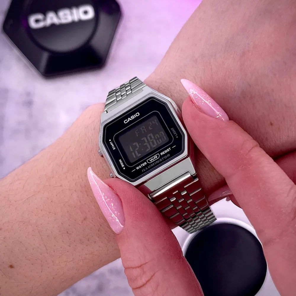 Casio Наручний годинник Casio LA680WA-1B унісекс, електронний сріблястий браслет, фото 6