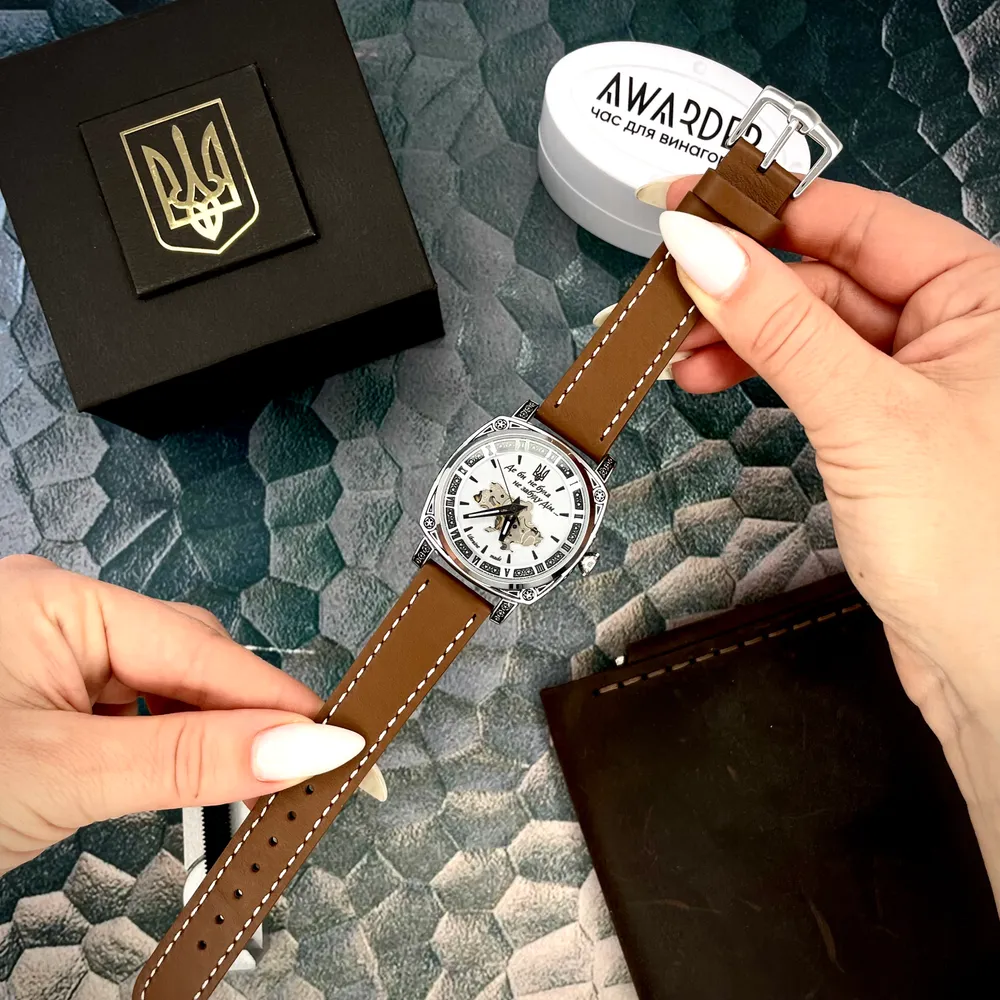 Awarder 021 Де би не була Silver-Silver-Brown, фото 4